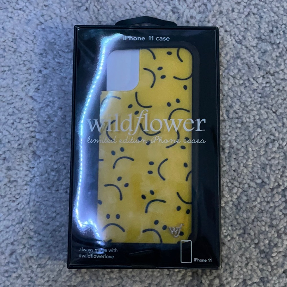 SOLD Wildflower case for iPhone 11